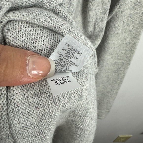 J. Jill Hoodie Sweater Womens M Gray Knit Slouchy Pullover Soft Cozy Minimalist - Picture 7 of 7